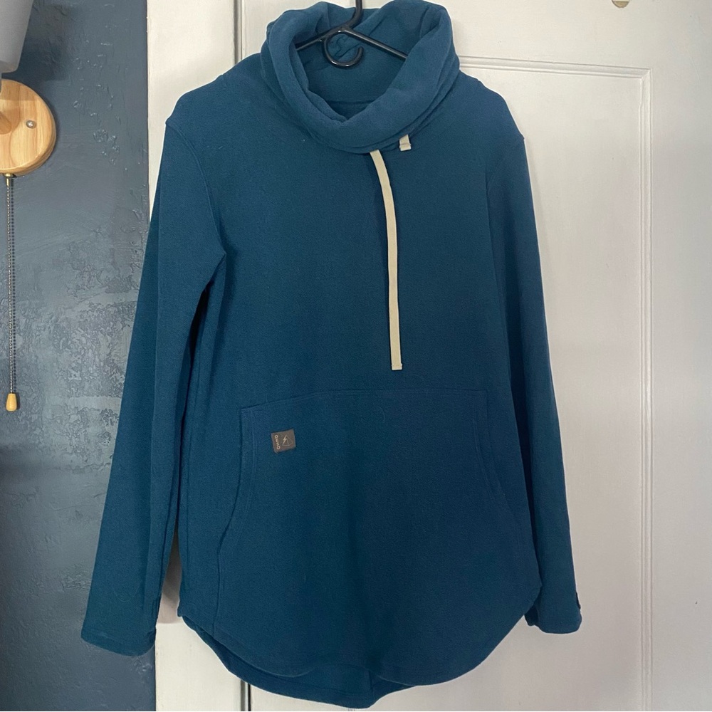 Deso Supply Tallac Pullover